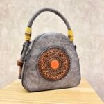 Vintage leather Handbags - Image 5