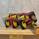 Parrot stone clutches
